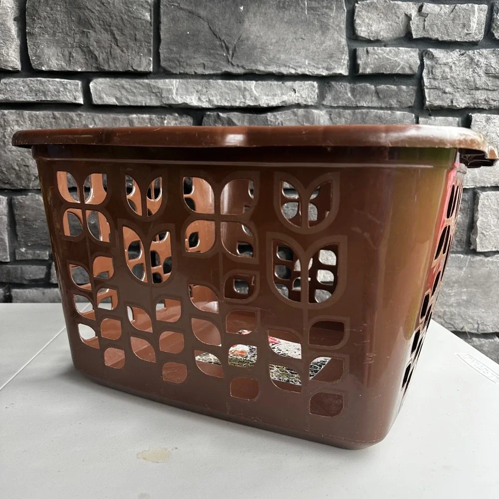 Rubbermaid this vintage